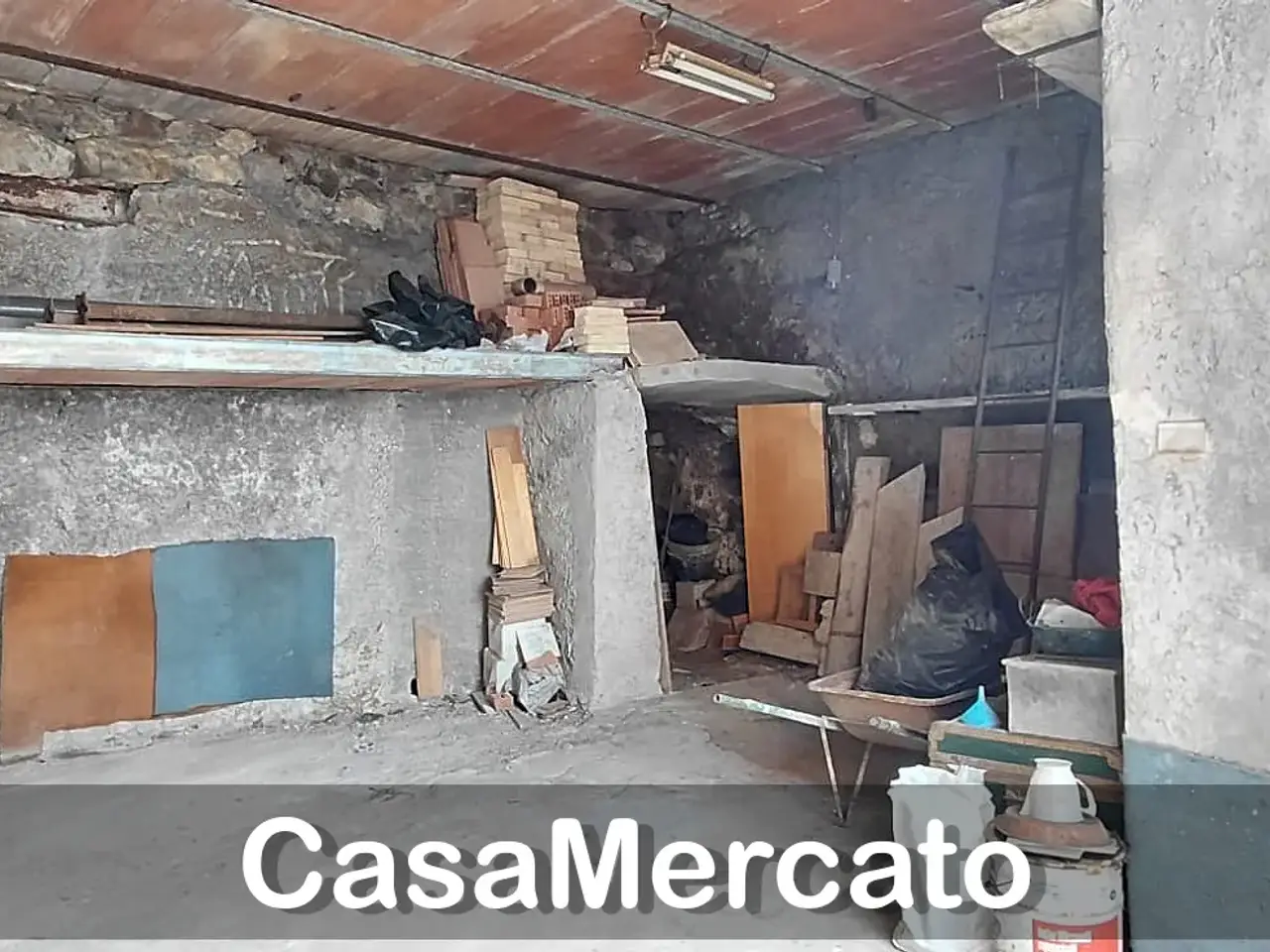 Parcheggio chiuso in , Rocca Di Papa, {3} - Foto 2