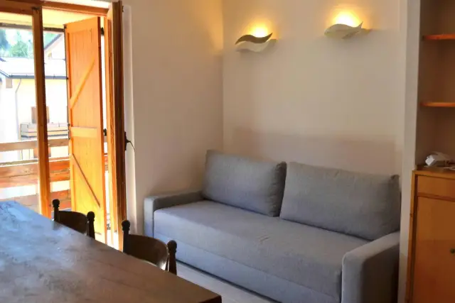 2-room flat in Piazzale della Magnola, Ovindoli - Photo 1