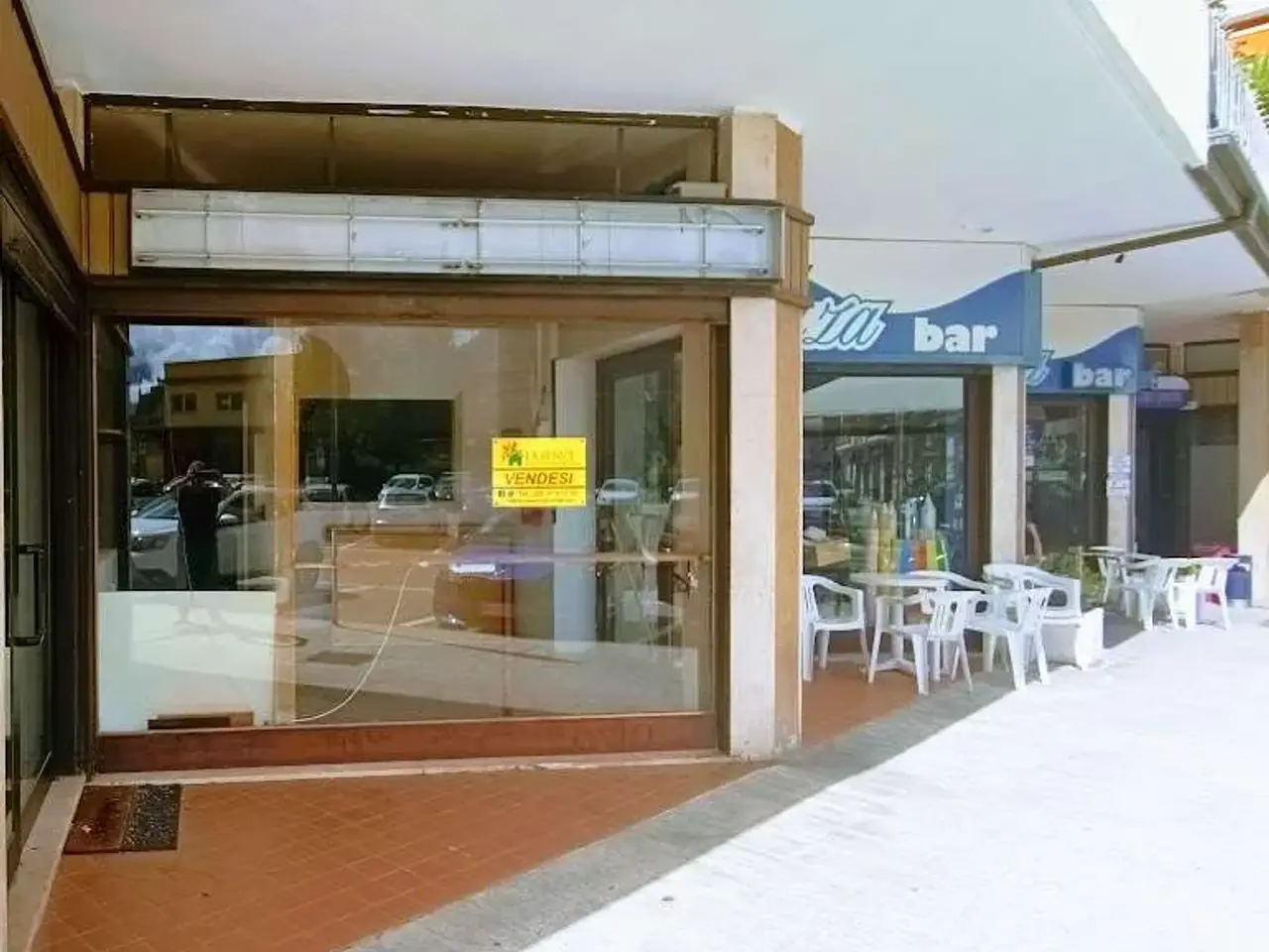 Negozio in Piazza della Repubblica  17, Villadossola, {3} - Foto 1