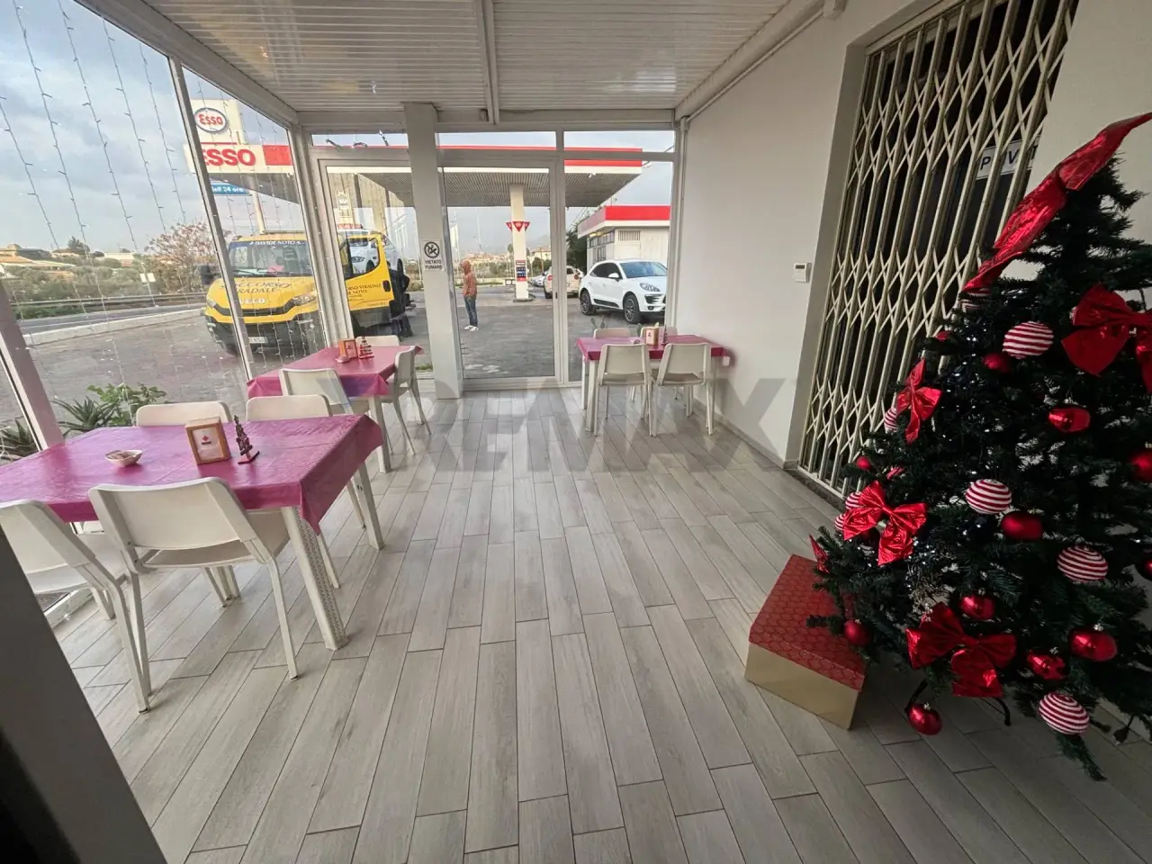 Esercizio commerciale in Via Piave Sn, Comiso, {3} - Foto 2