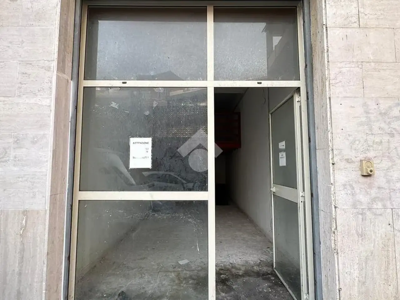 Negozio in Bottega Via Corvello 39, Catania, {3} - Foto 2