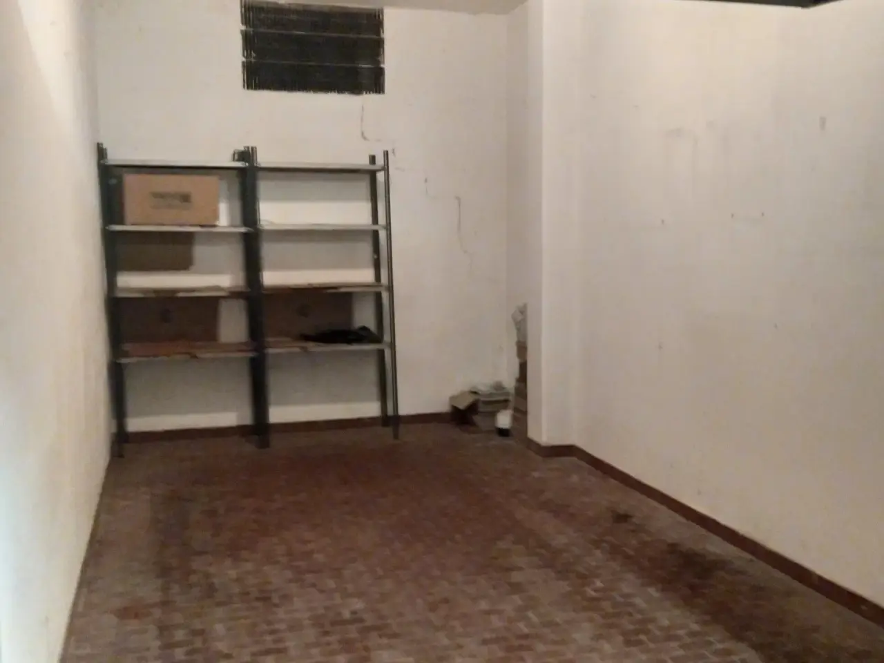 Parcheggio chiuso in Via Genova, Savona, {3} - Foto 2