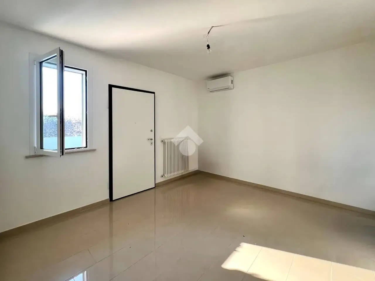 Ufficio in Viale Europa 21, Mosciano Sant'Angelo, {3} - Foto 2
