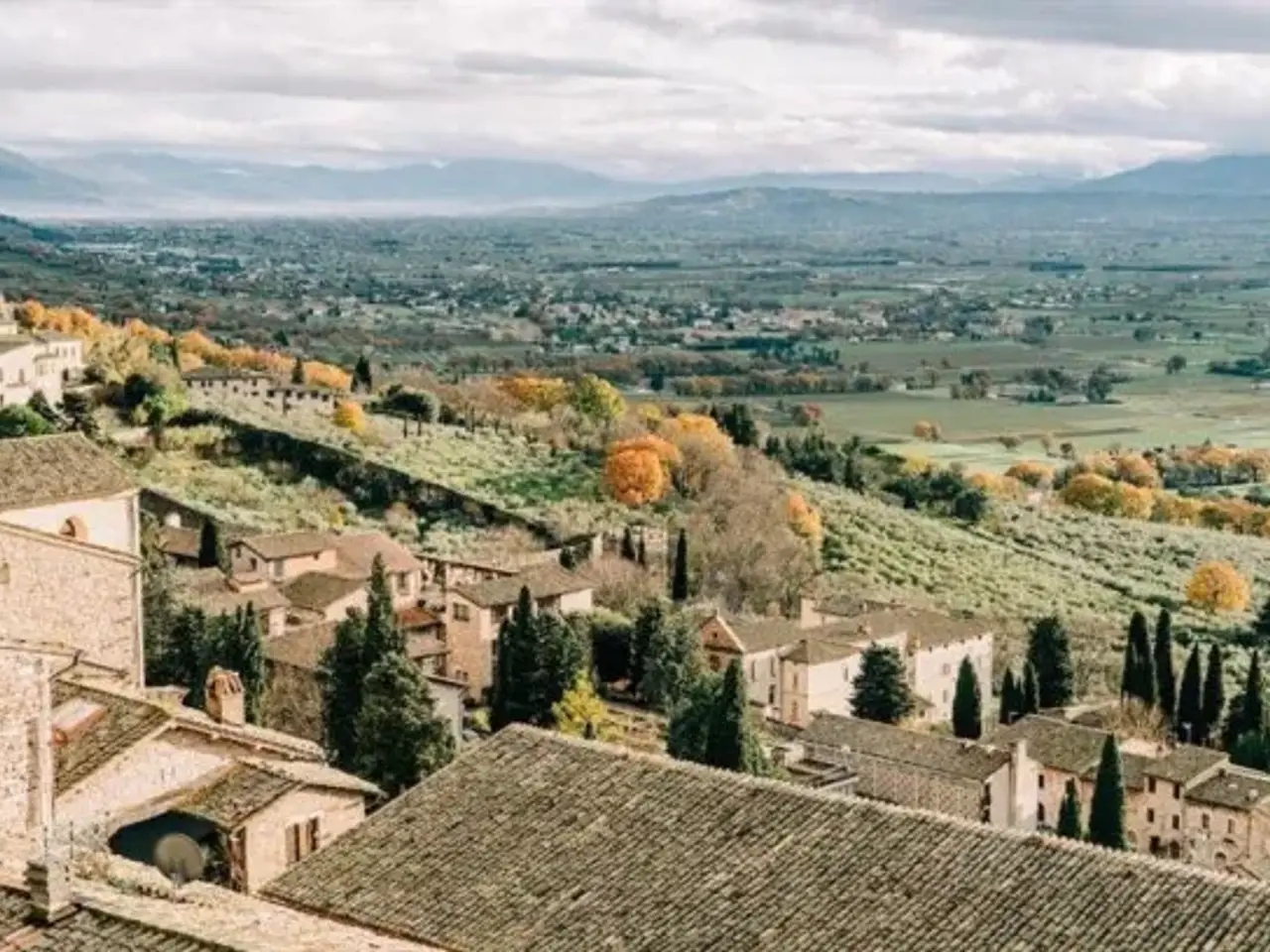 Agriturismo in Via Rodolfo Morandi, Umbertide, {3} - Foto 1