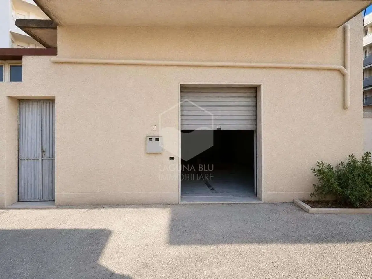 Palazzina commerciale in Via Itria, Marsala, {3} - Foto 1