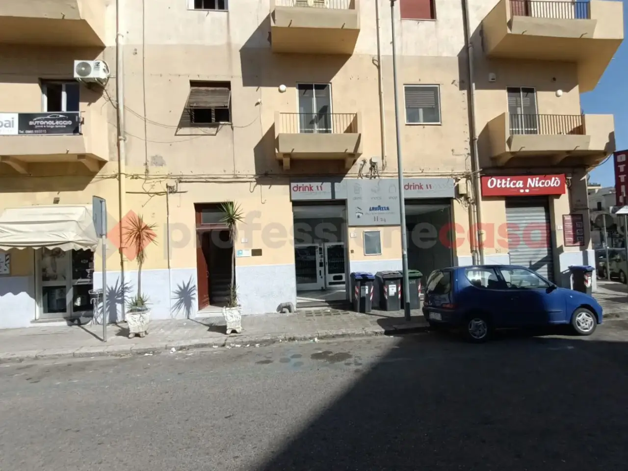 Negozio in Via Muratori  28, Reggio di Calabria, {3} - Foto 1