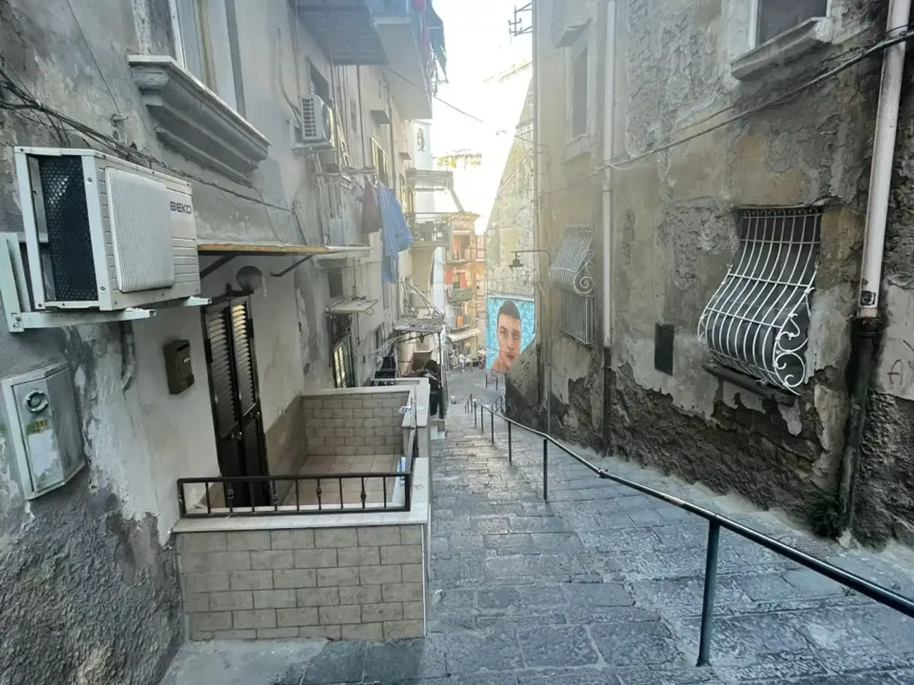 Magazzino in Santa Maria Francesca 20, Napoli, {3} - Foto 2
