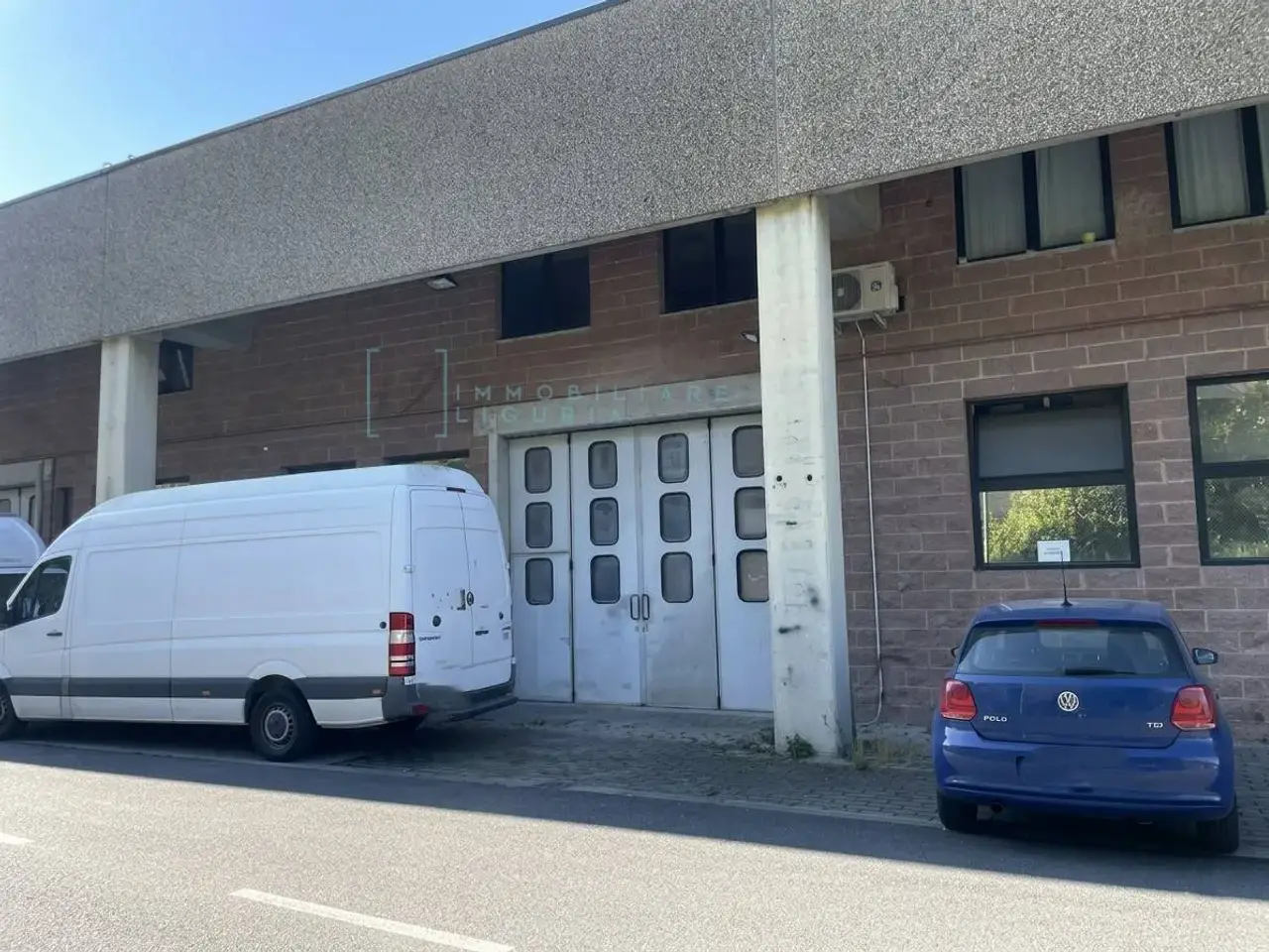 Esercizio commerciale in Via Pian Masino, Arenzano, {3} - Foto 2