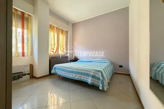 insertion image