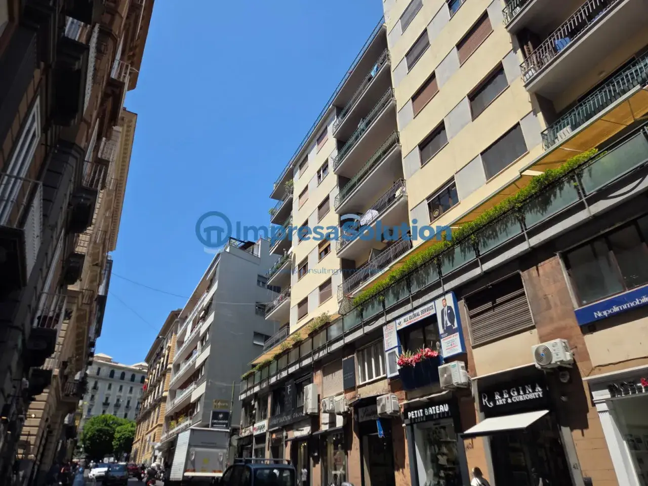 Negozio in Via Vittorio Colonna, Napoli, {3} - Foto 2