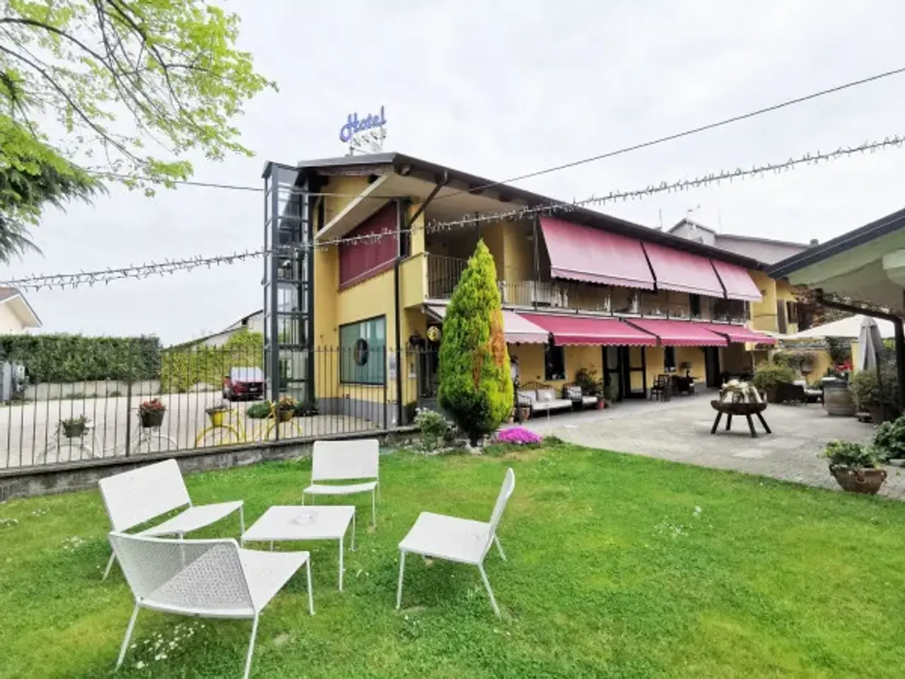 Hotel in Via Aldo Devietti Goggia 80, San Maurizio Canavese, {3} - Foto 1