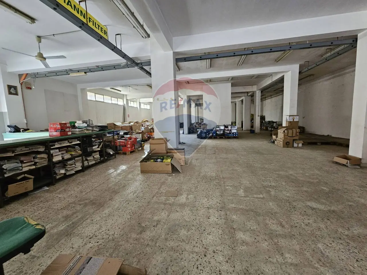 Negozio in Via B. Mattarella 175, Bagheria, {3} - Foto 1