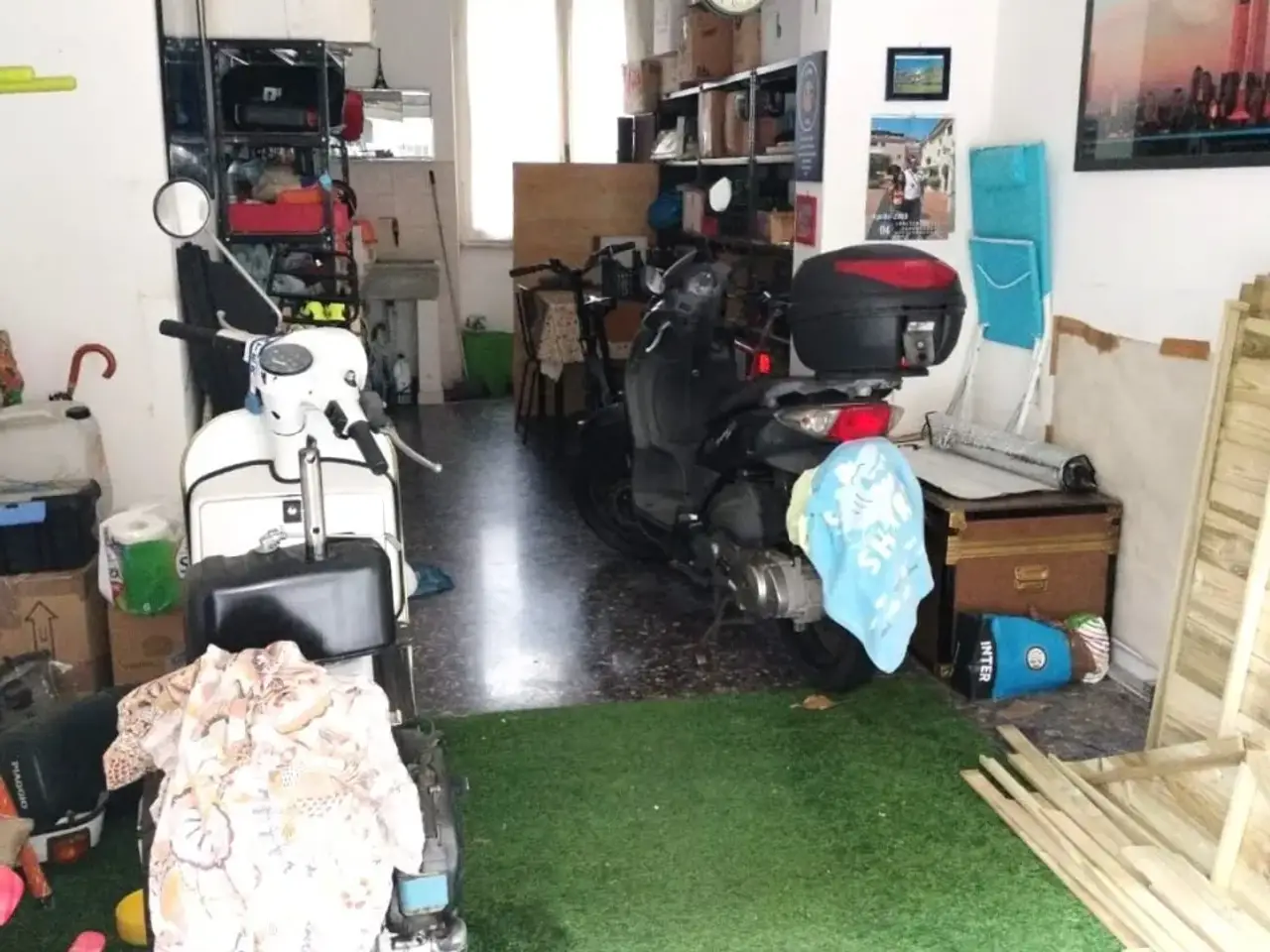 Magazzino in Via Peluffo, Savona, {3} - Foto 2