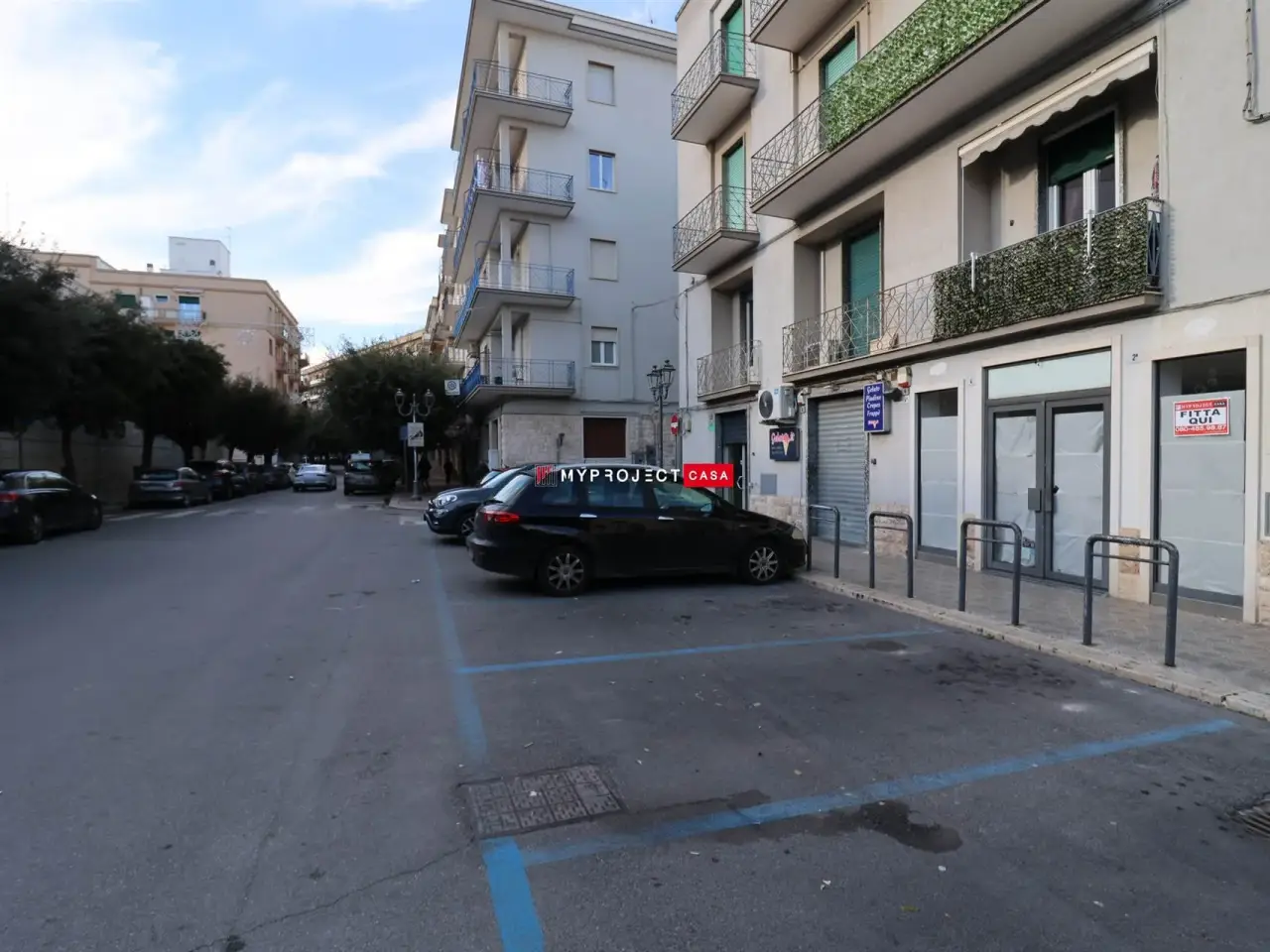 Negozio in Viale della Libertà, Martina Franca, {3} - Foto 1