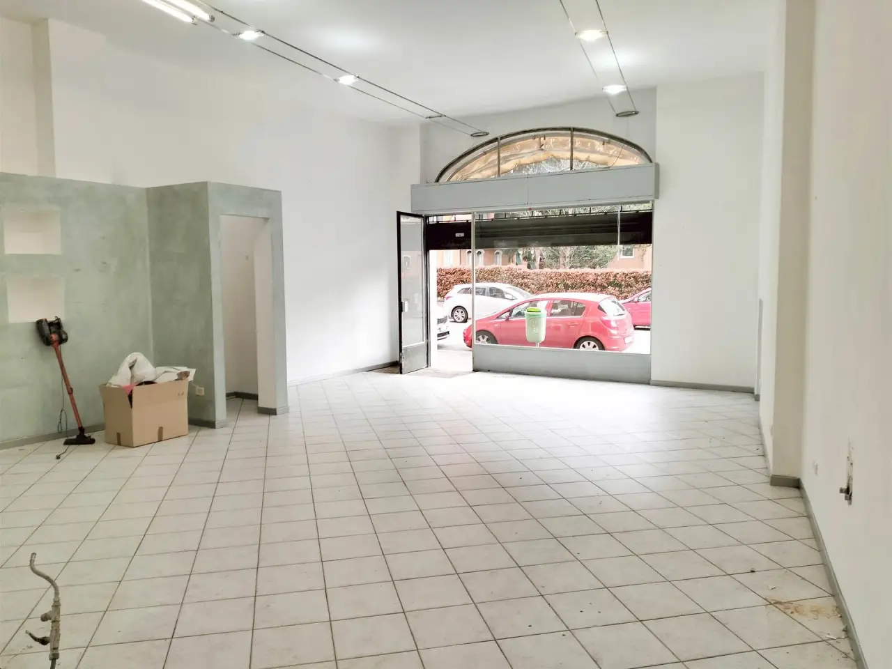 Negozio in  Brescia, Brescia, {3} - Foto 1