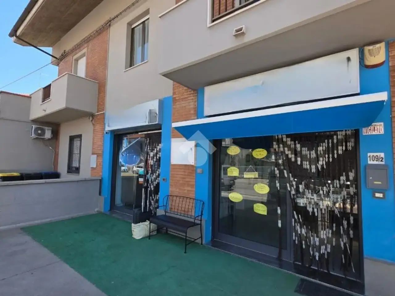 Negozio in Via Vestina 109, Montesilvano, {3} - Foto 1