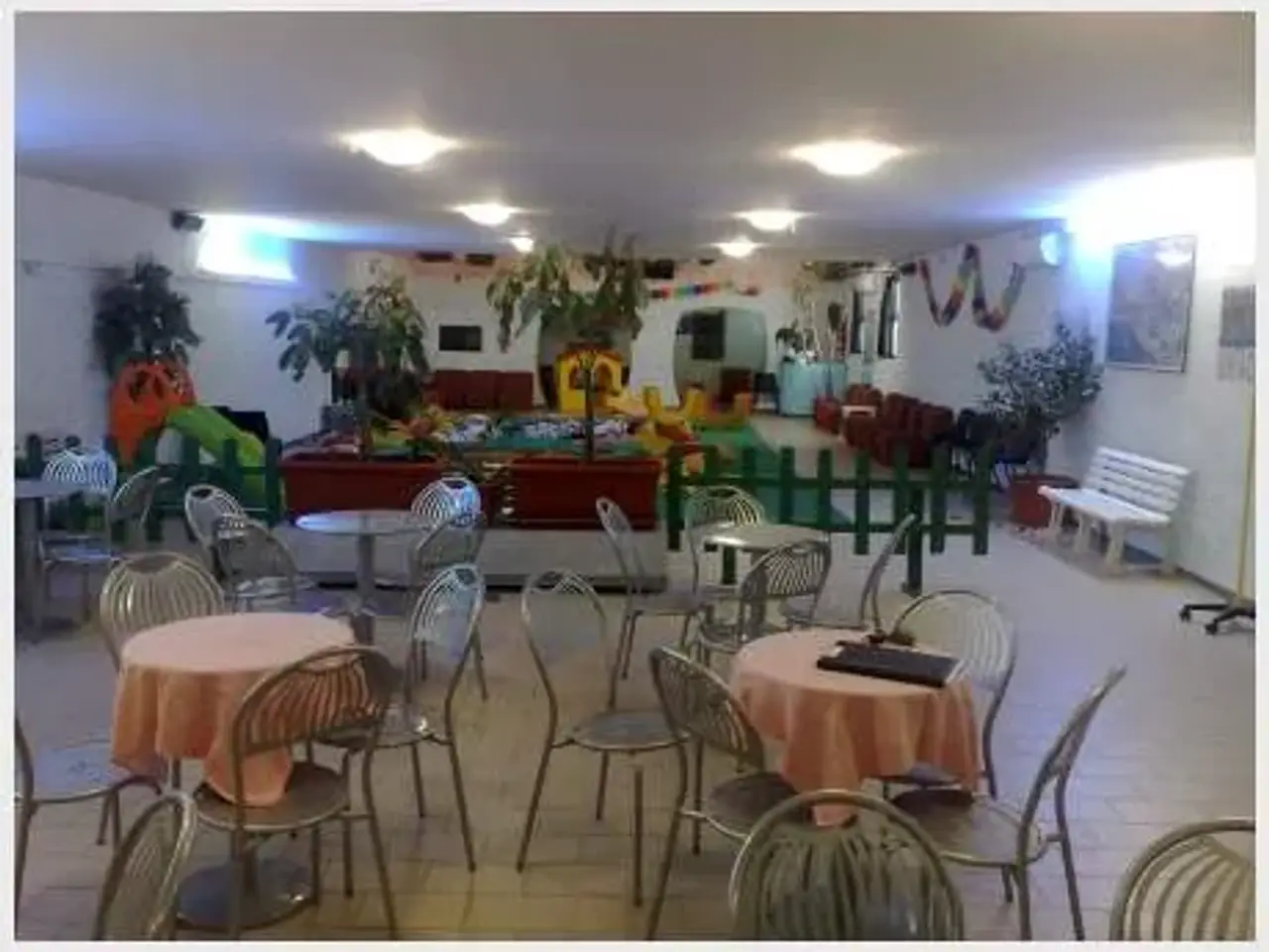 Esercizio commerciale in , Citta' Di Castello, {3} - Foto 1