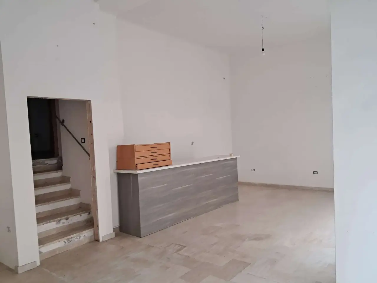 Negozio in Via Giovanni Merola, Sparanise, {3} - Foto 1