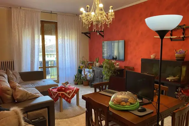 Apartament in Via Vittorio Veneto, Dicomano - Photo 1