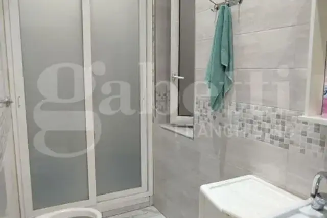 3-room flat in Piazza Cesare Battisti 18, Torre Annunziata - Photo 1