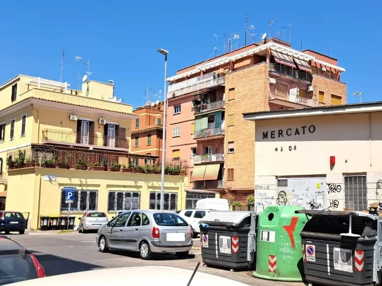 Negozio in Piazza delle Iris, Roma, {3} - Foto 1