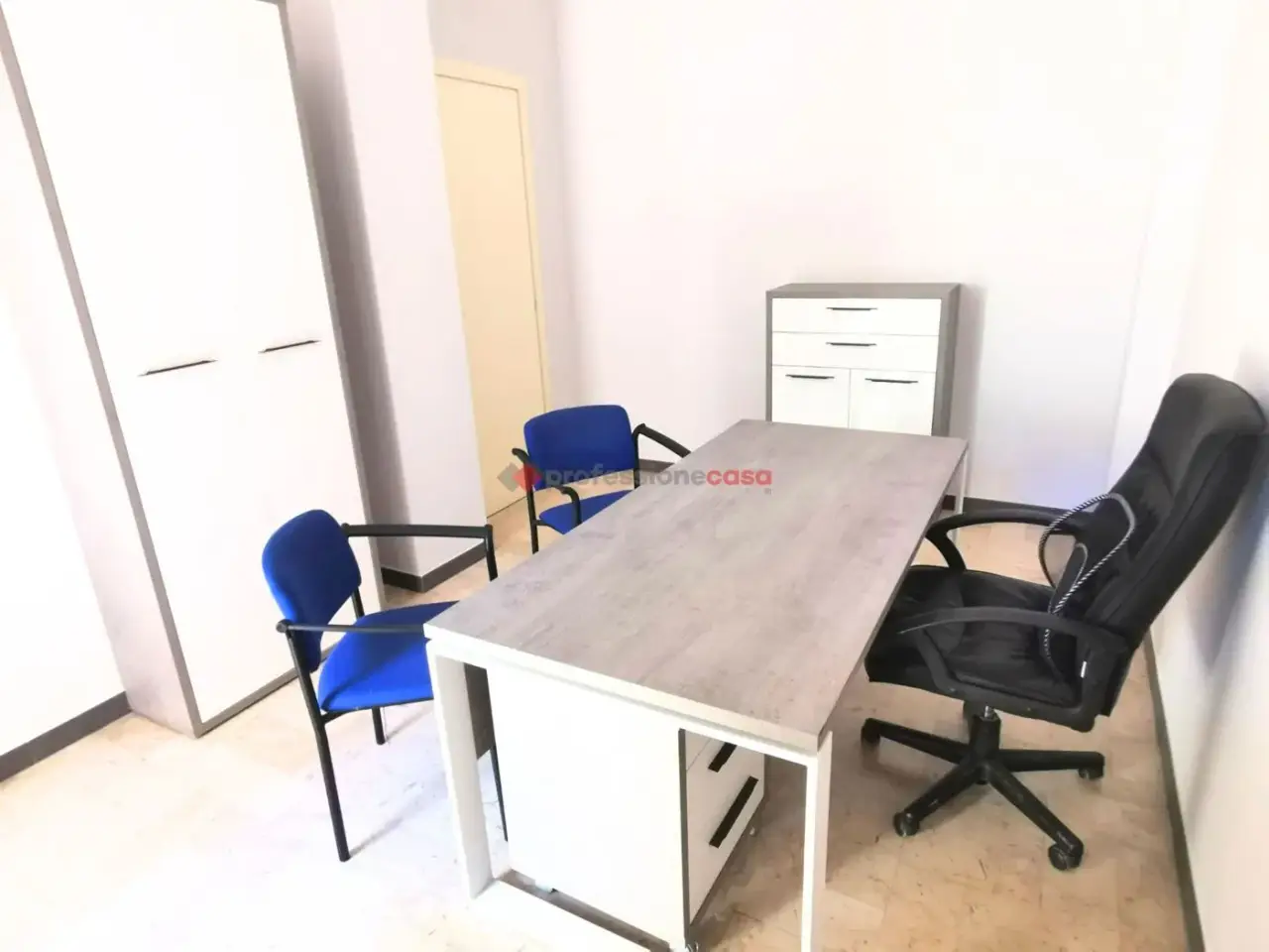 Ufficio in Via Treggiari 2, Foggia, {3} - Foto 1