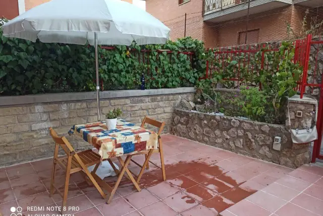 2-room flat in Via Virgilio, Formia - Photo 1