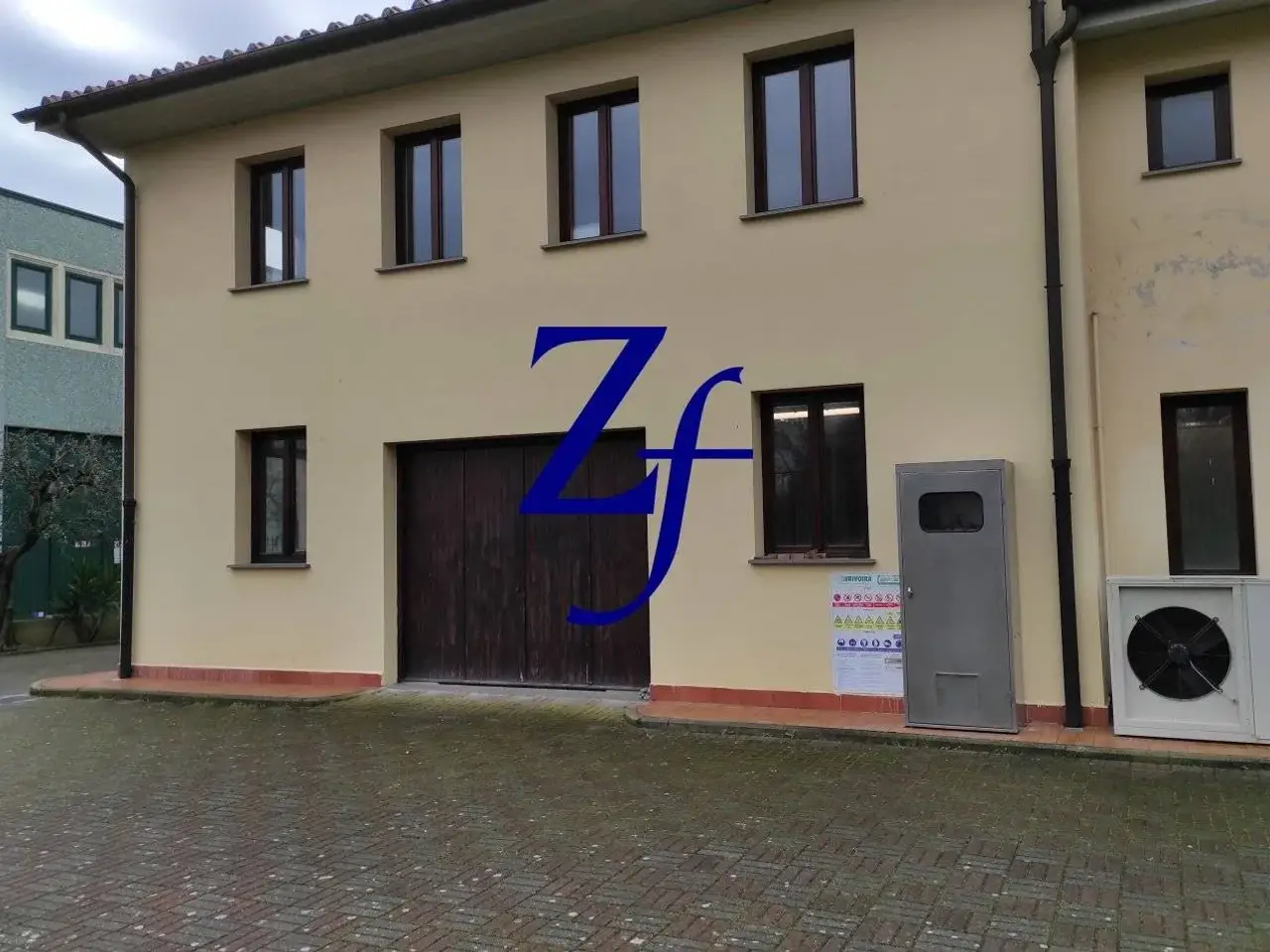 Negozio in , Calenzano, {3} - Foto 1