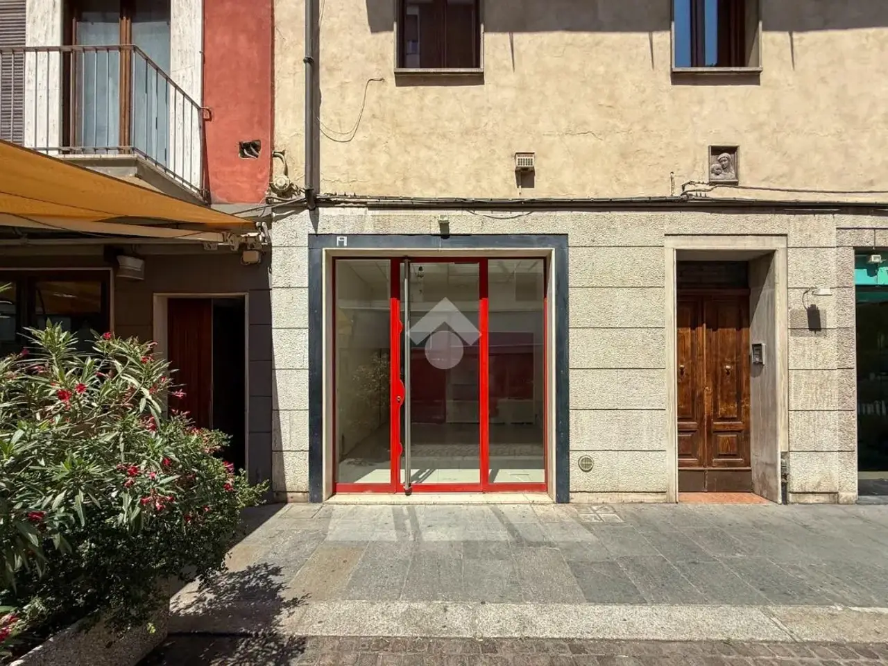 Negozio in Corso Vittorio Emanuele II 191, Piacenza, {3} - Foto 1