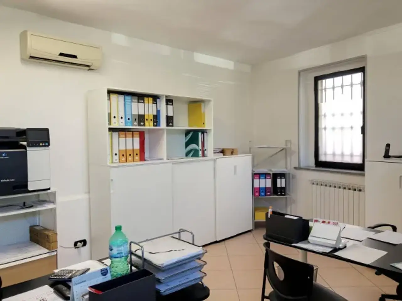Negozio in Via San Giulio 3/a, Novara, {3} - Foto 1