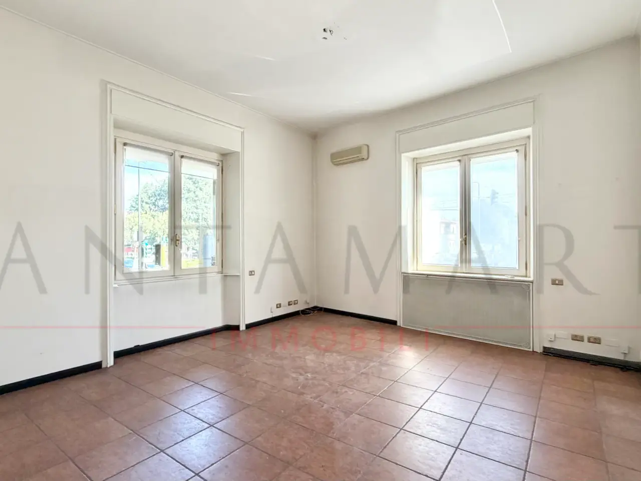 Ufficio in Via Timavo, Milano, {3} - Foto 1