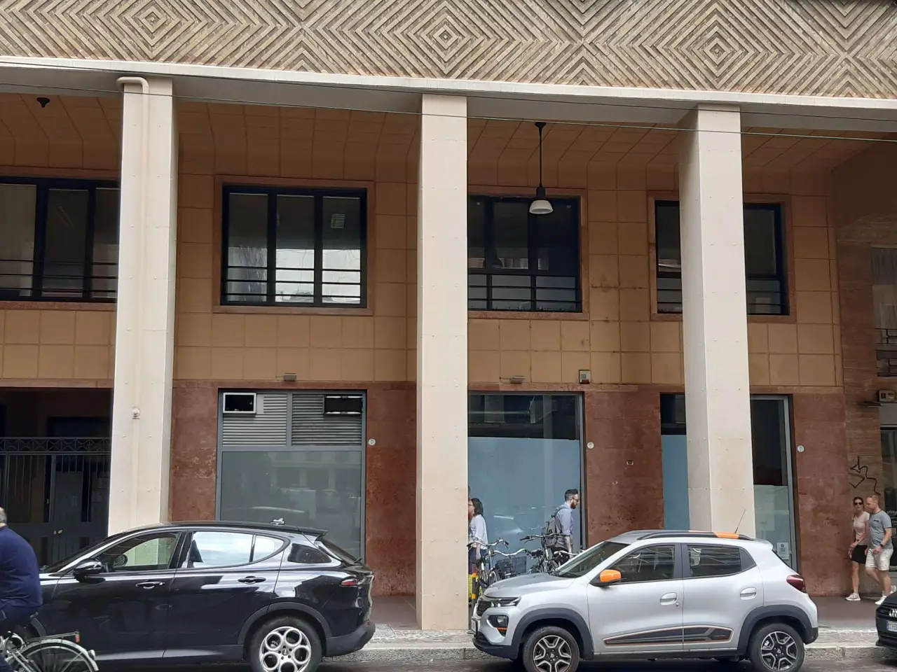 Negozio in Via Guglielmo Marconi, Bologna, {3} - Foto 1