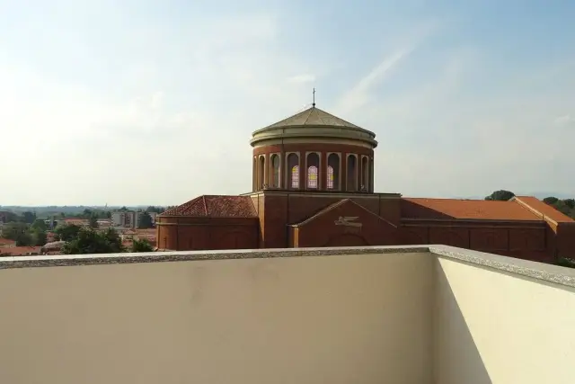 Quadrilocale in Viale Francia 41, Meda - Foto 1