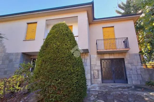 Mansion in Via Pellico 17, Castiglione Torinese - Photo 1