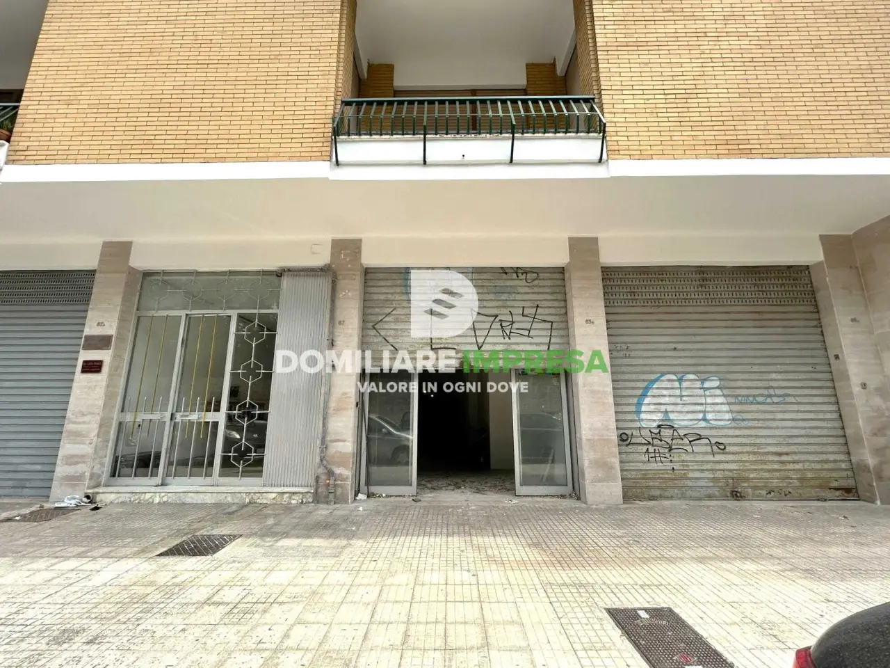 Locale commerciale in Via Pozzuolo, Lecce, {3} - Foto 2