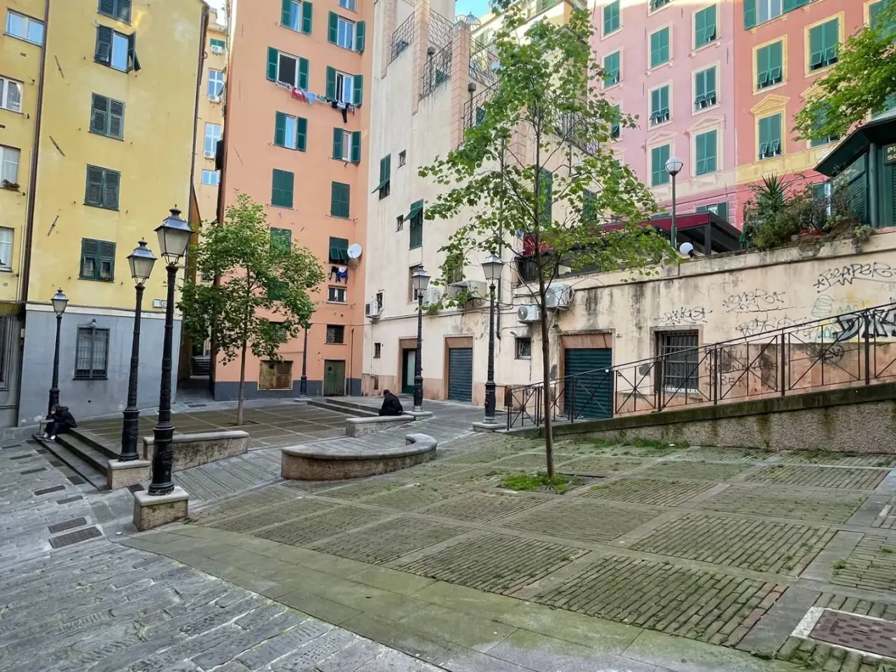 Negozio in Piazza Durazzo, Genova, {3} - Foto 1