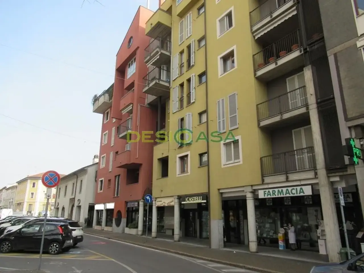 Negozio in Via Garibaldi 7, Desio, {3} - Foto 1