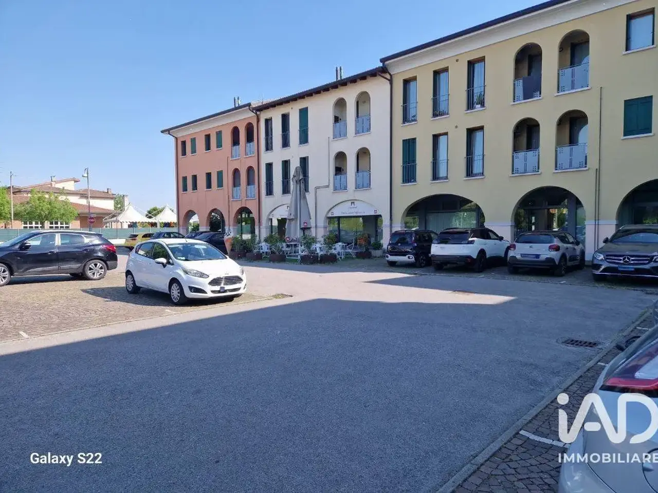 Esercizio commerciale in Piazza Piazza degli Ezzelini, Tombolo, {3} - Foto 2