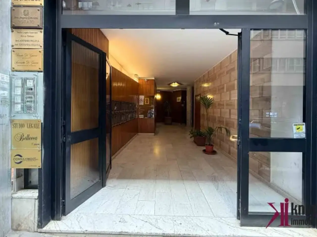 Ufficio in Via Ponte di Tappia 82, Napoli, {3} - Foto 1
