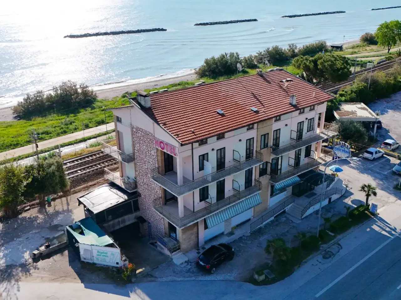 Albergo in Contrada Montecantino 59, Massignano, {3} - Foto 2