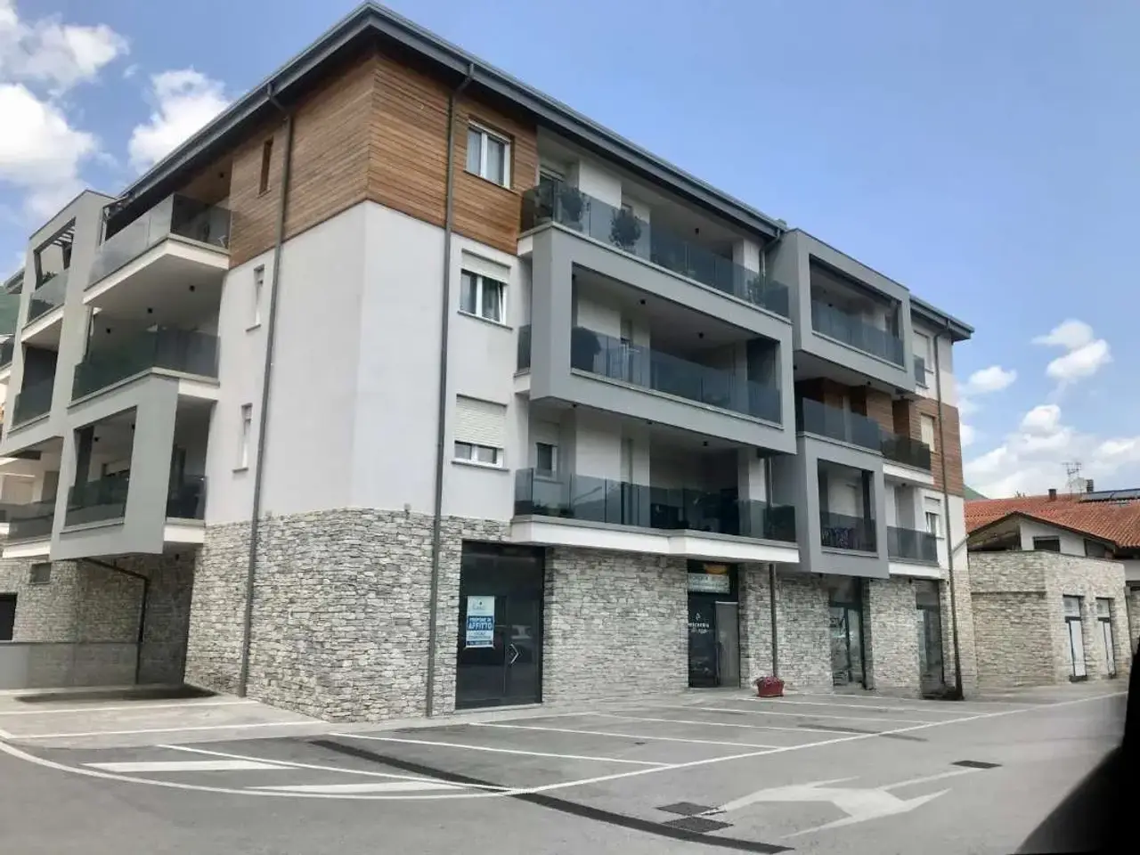 Negozio in Via Sangro 64, Castel Di Sangro, {3} - Foto 1