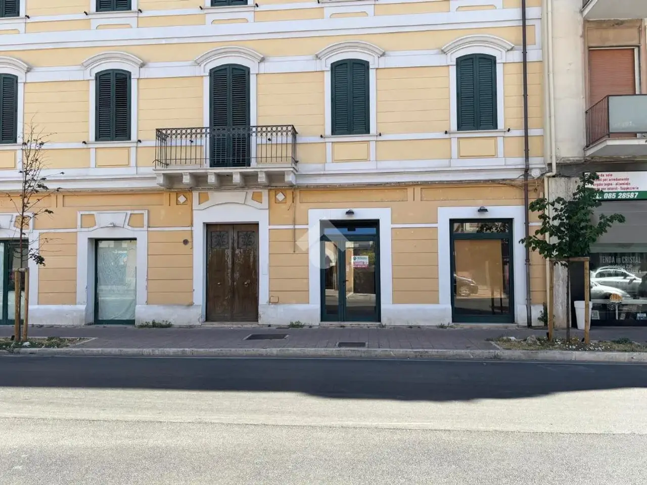 Negozio in Viale G.Bovio 74, Pescara, {3} - Foto 2