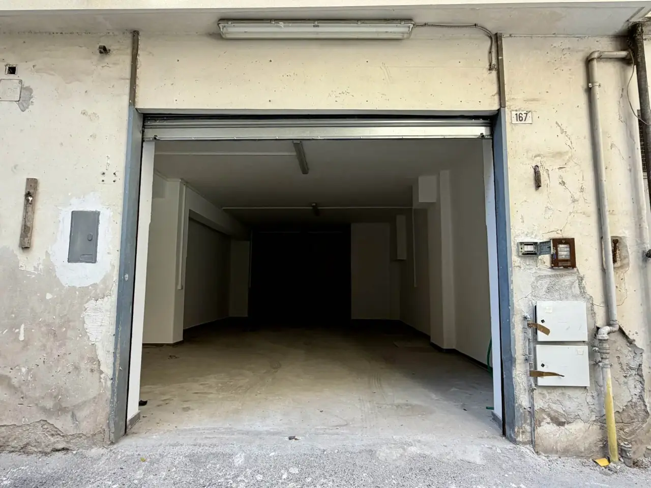 Magazzino in Via Luigi Guercio, Salerno, {3} - Foto 1
