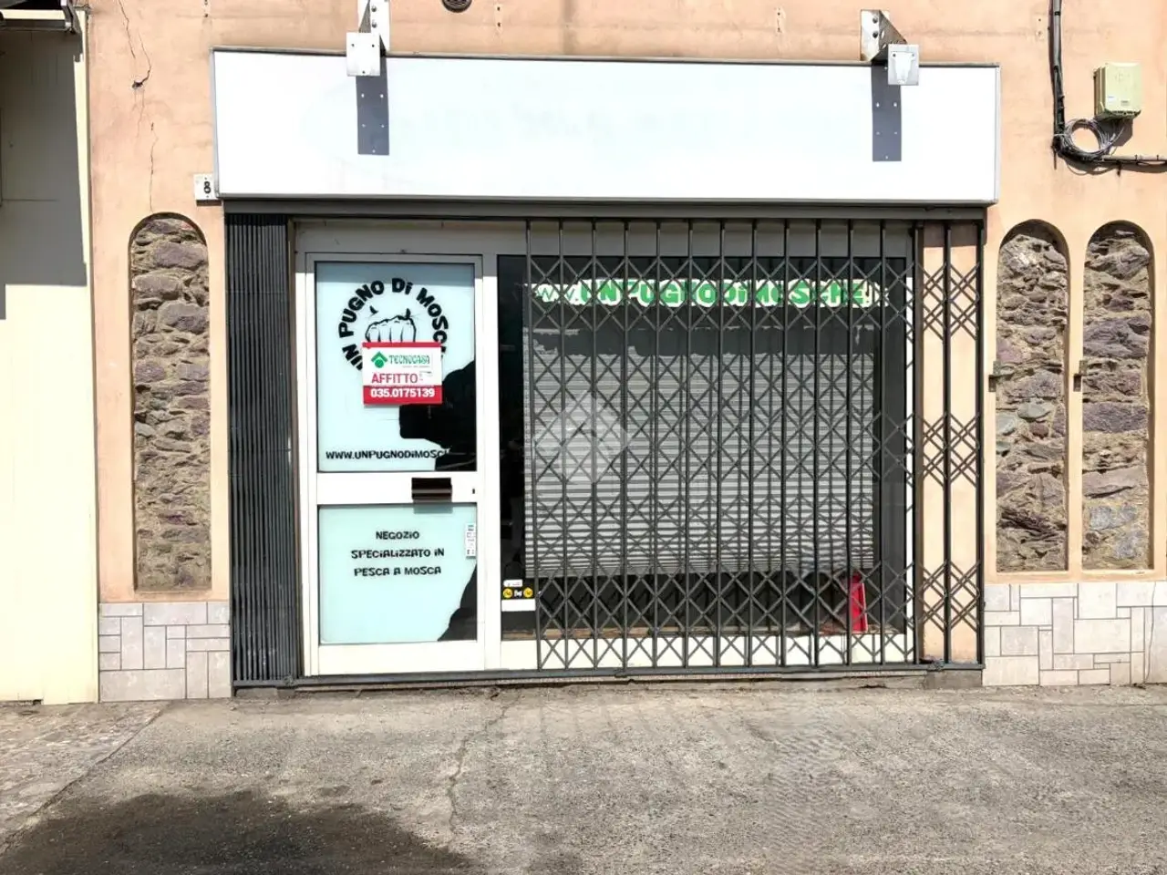 Negozio in Via 4 Novembre, Rogno, {3} - Foto 1