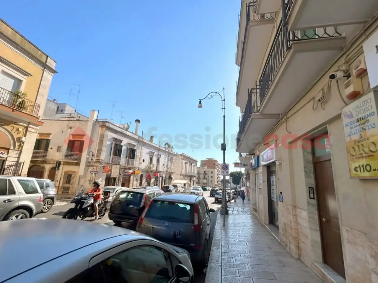 Esercizio commerciale in Via Estramurale, Putignano, {3} - Foto 2