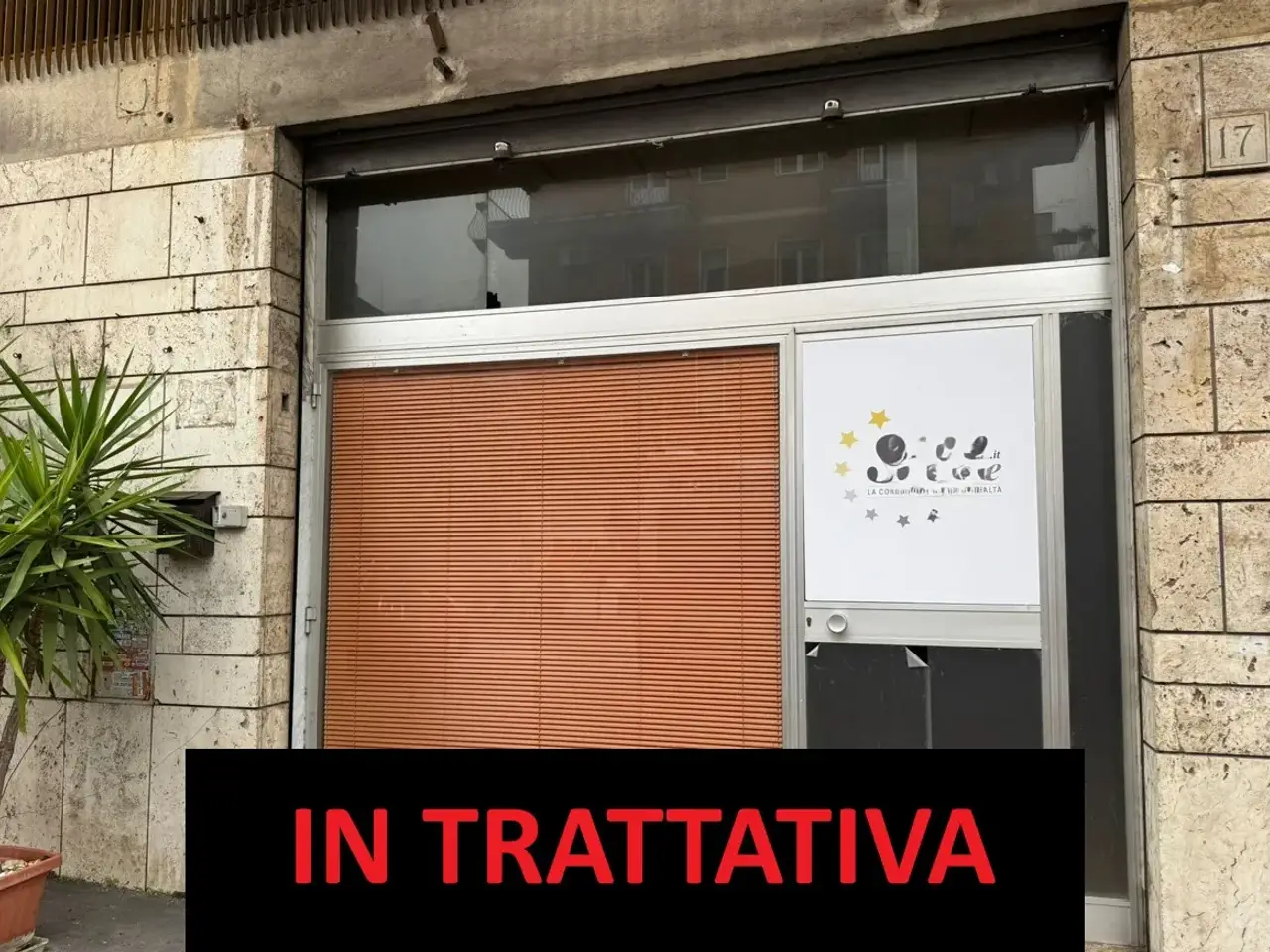 Negozio in Via del Grano 17, Roma, {3} - Foto 1