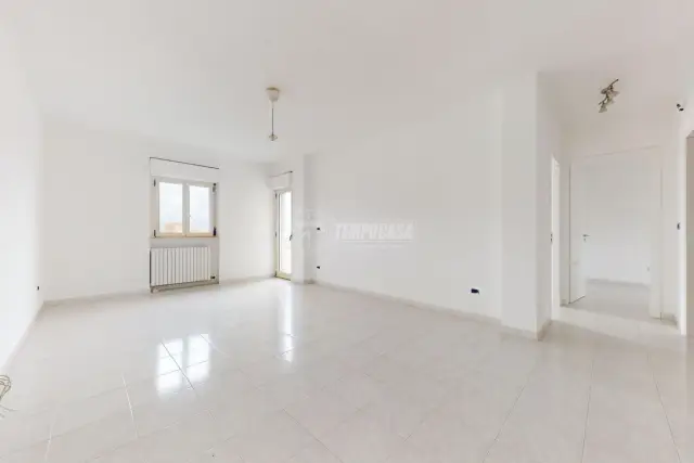 3-room flat in Via Parini, Casamassima - Photo 1