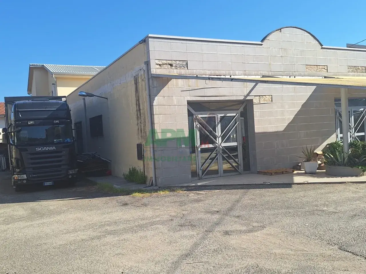 Palazzina commerciale in Via Carlo Carra', Rende, {3} - Foto 2