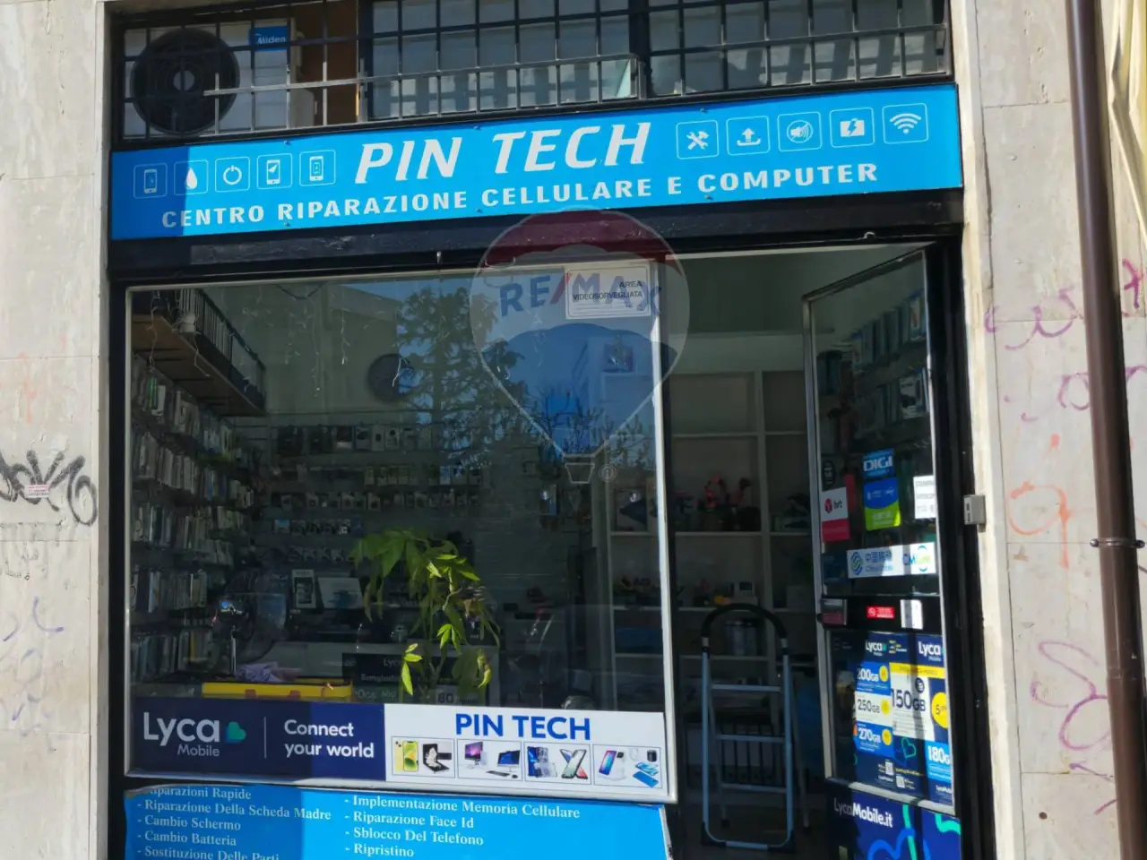 Negozio in Via Maria Melato 10, Milano, {3} - Foto 1