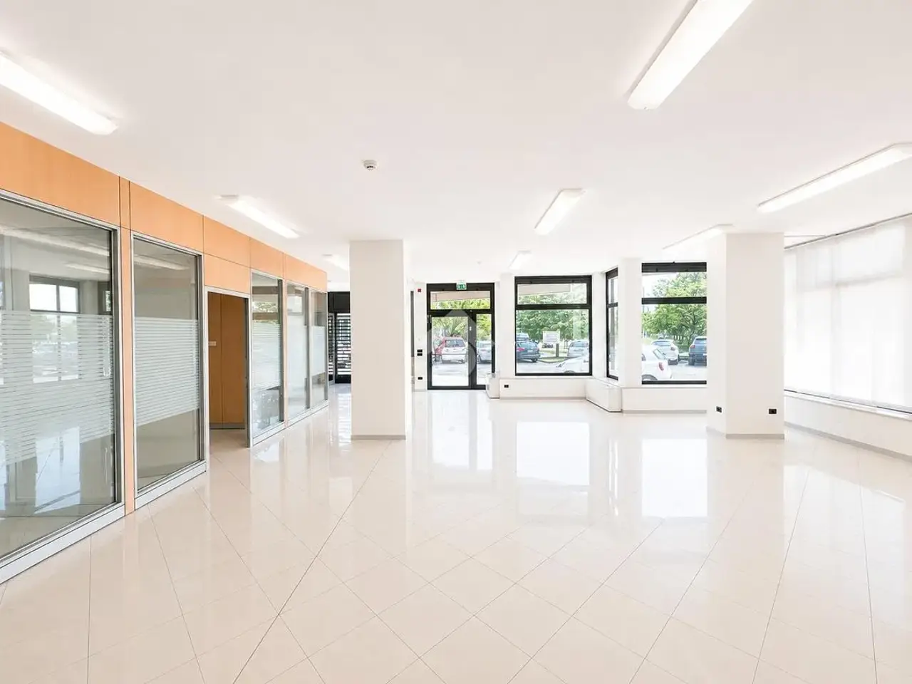 Negozio in Borgo Treviso 129, Castelfranco Veneto, {3} - Foto 1